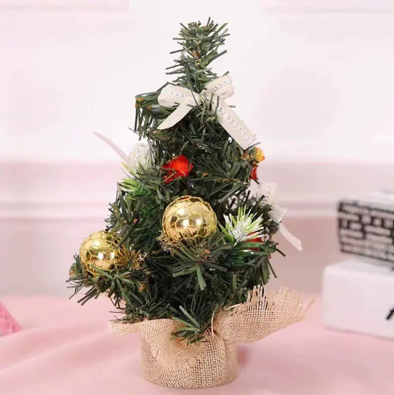 20cm Mini Christmas Decoration Tree for Events