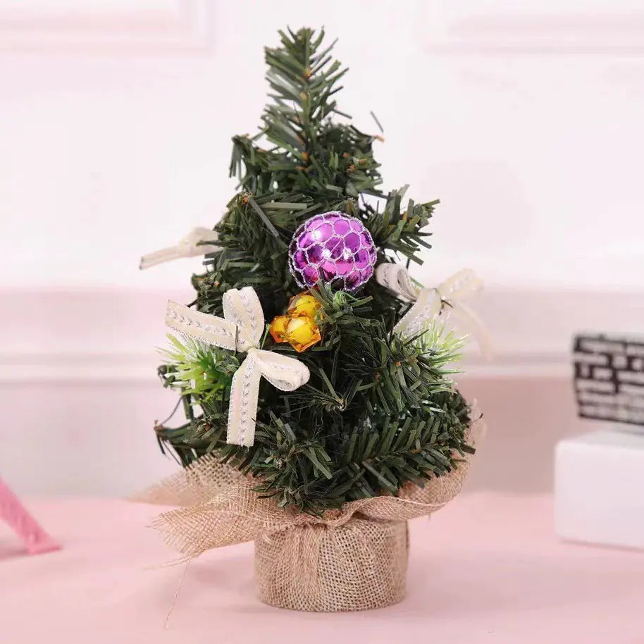 20cm Mini Christmas Decoration Tree for Events